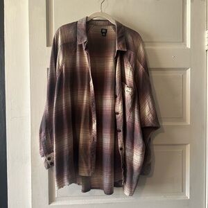 BDG oversized boyfriend flannel high-low hem size L